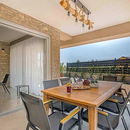 Hotel Lusarci Comfortable Krk Town